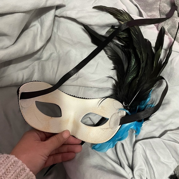 🖤💙 Masquerade Mask 💙🖤 - Picture 12 of 13